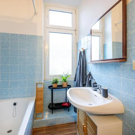 Suedstadt-Oase 1 Komfort Mit 2 Sz Und Balkon Koblenz  Exterior foto