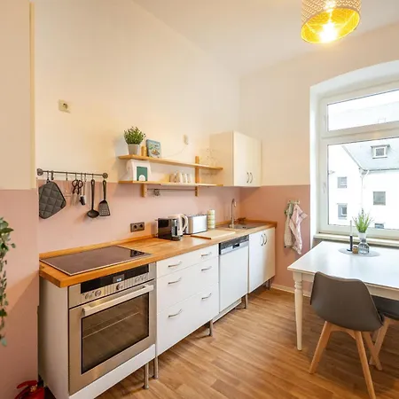 Suedstadt-Oase 1 Komfort Mit 2 Sz Und Balkon Koblenz  Exterior foto